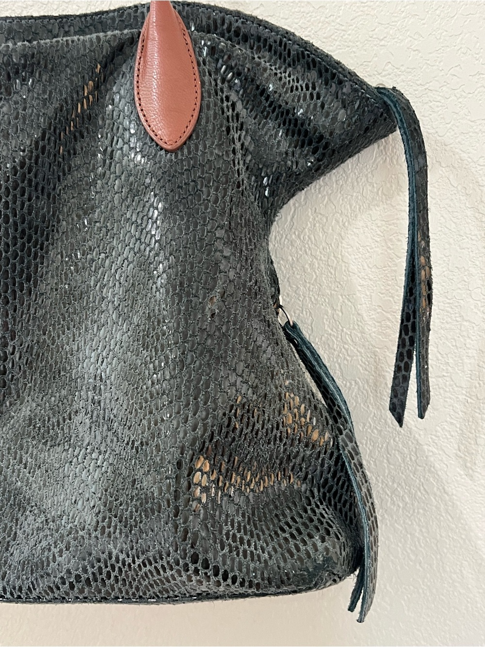 Sorial Tote - Picture 6 of 10